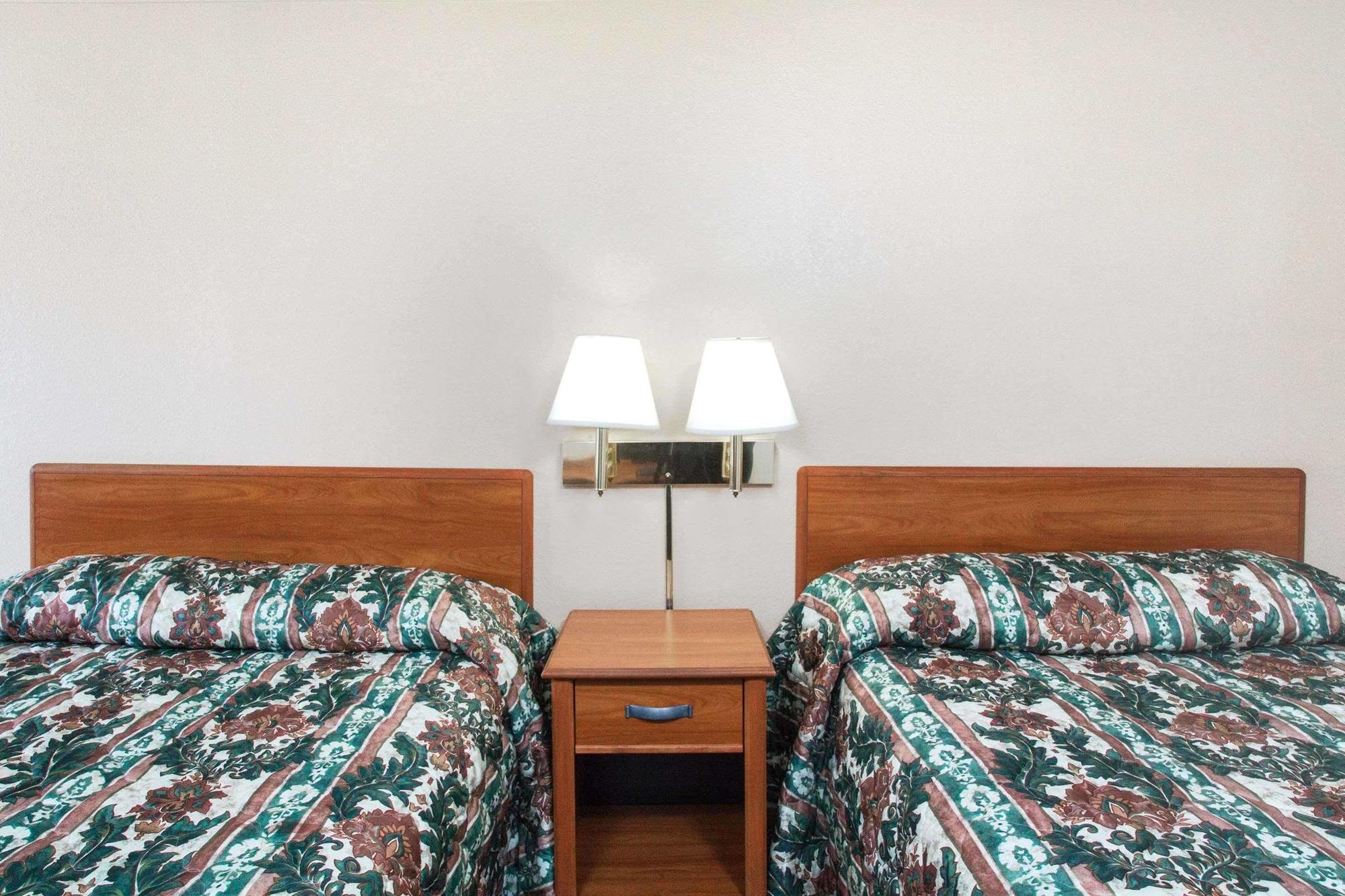 Knights Inn Pittston Luaran gambar