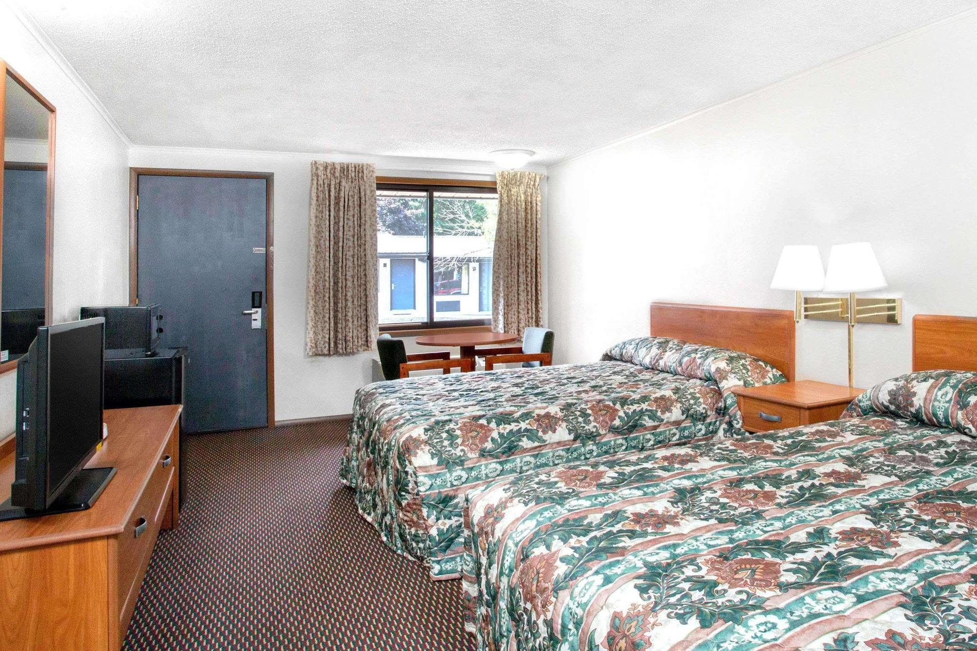Knights Inn Pittston Luaran gambar